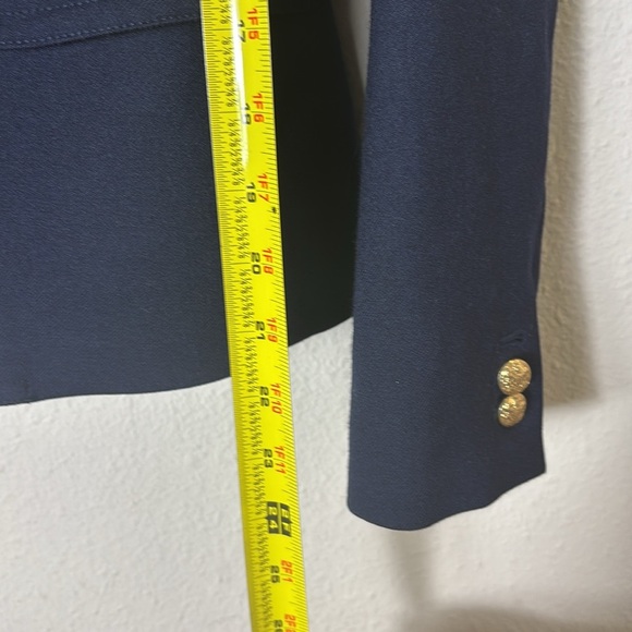J. Crew Navy Blue Schoolboy Wool Blazer Gold Buttons size 4 - Picture 12 of 15